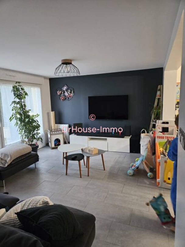 Maison 7 pièces de 160 m² - Ruaudin (72230)