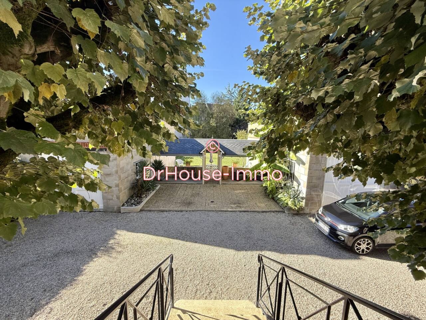 Maison 9 pièces de 210 m² - Brive-la-Gaillarde (19100)