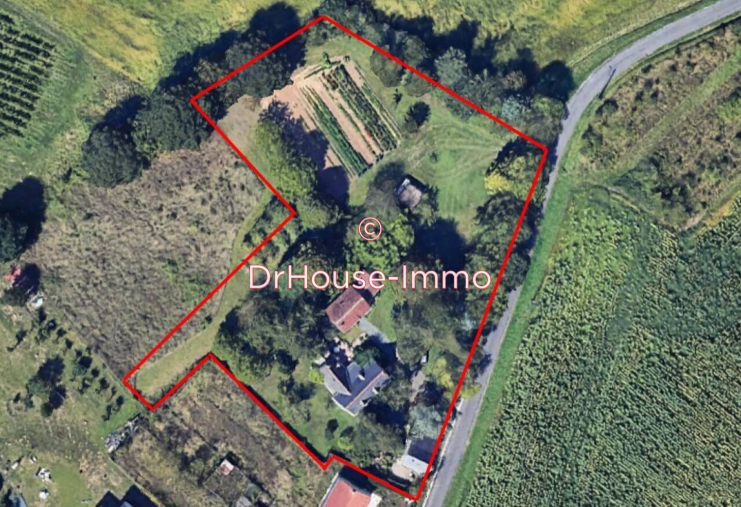 Maison 11 pièces de 205 m² - Cheillé (37190)