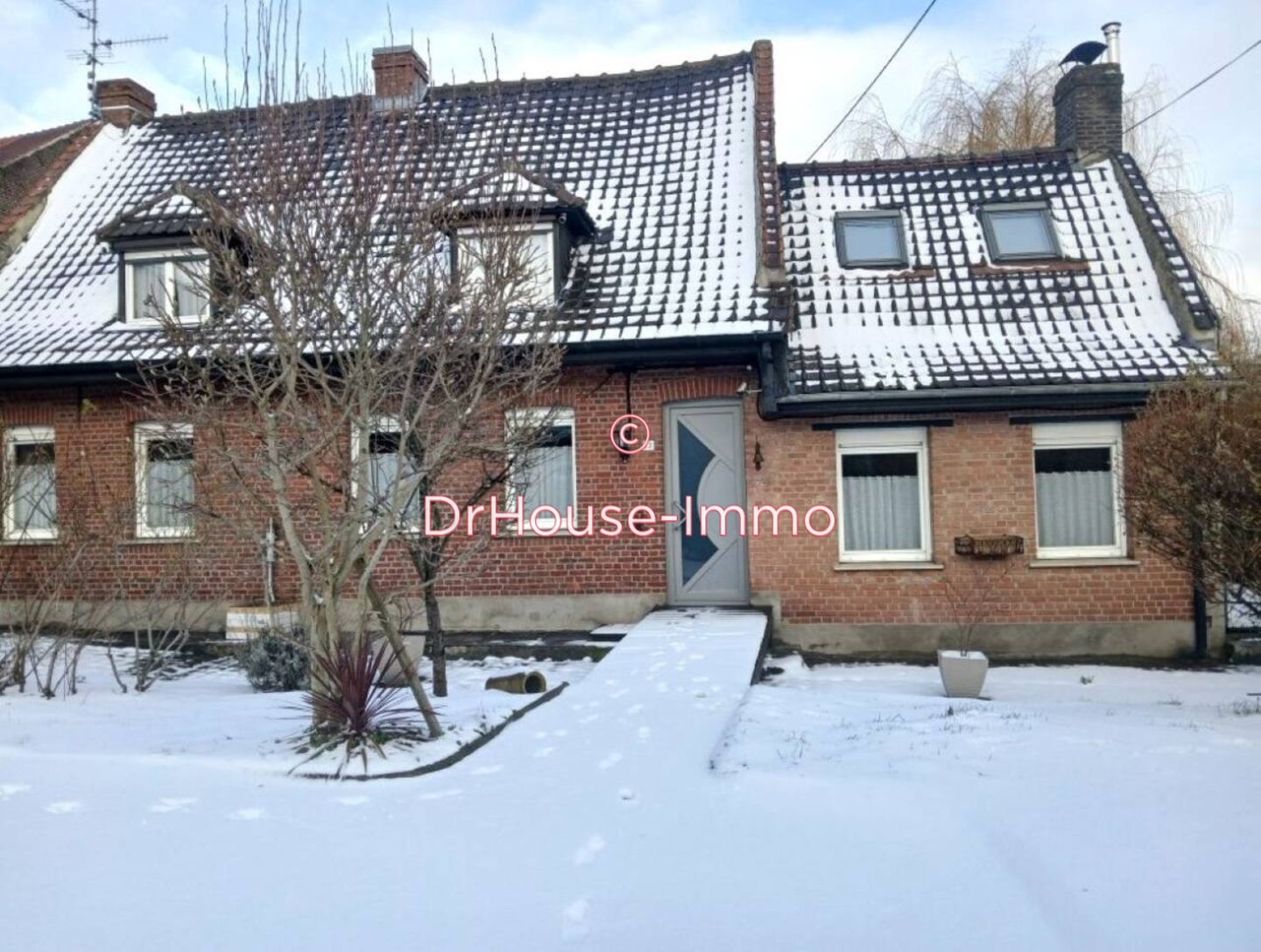 Maison 6 pièces de 132 m² - Wattrelos (59150)