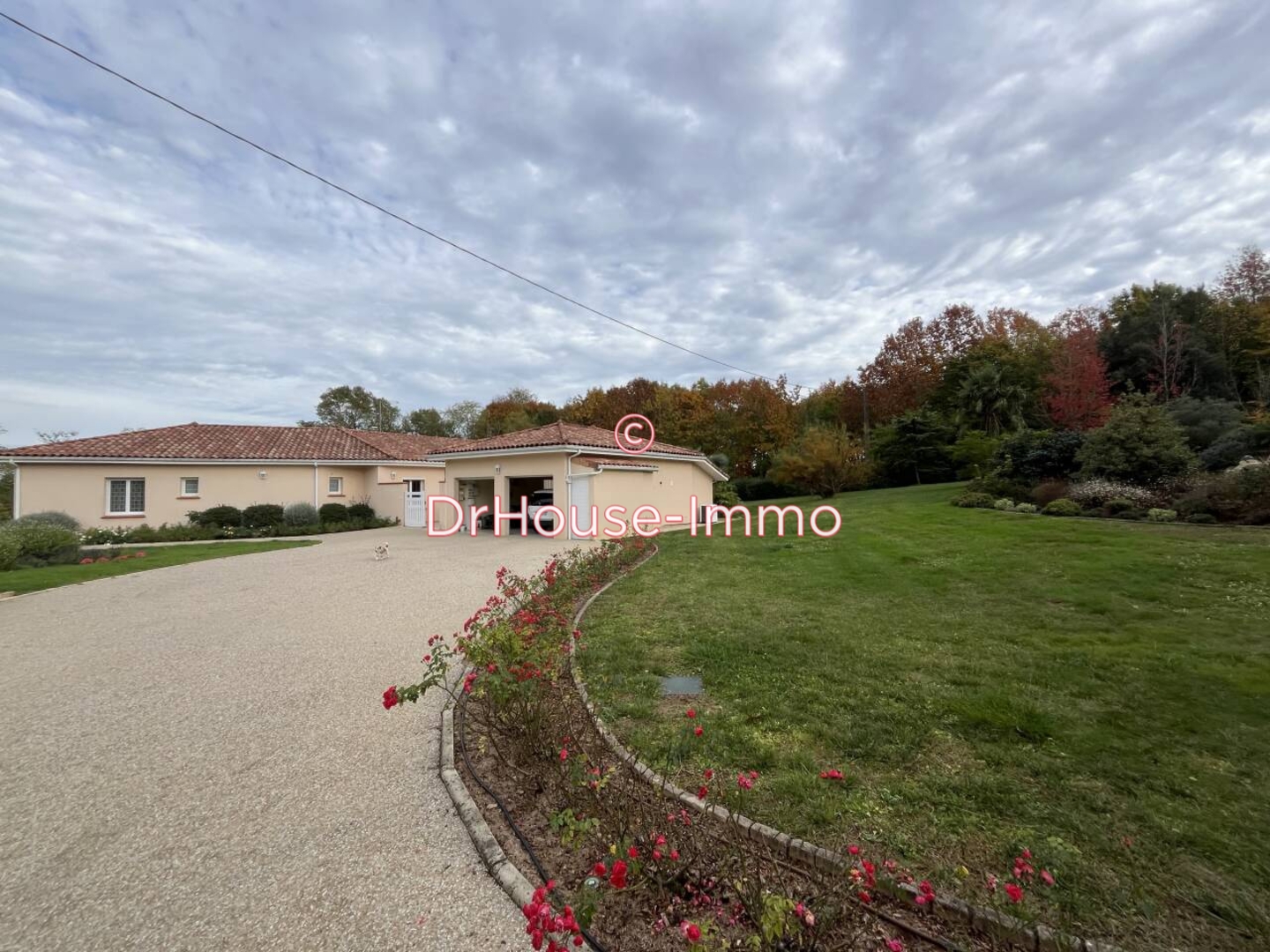 Maison 12 pièces de 336 m² - Caupenne-d'Armagnac (32110)