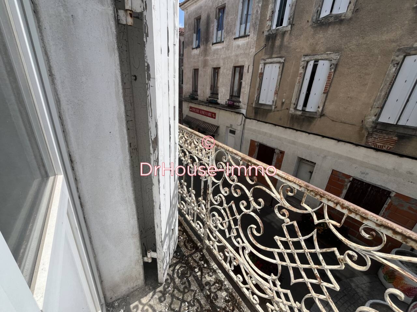 Immeuble 6 pièces de 211 m² - Villeneuve-sur-Lot (47300)