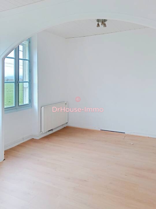 Maison 10 pièces de 211 m² - Puybrun (46130)