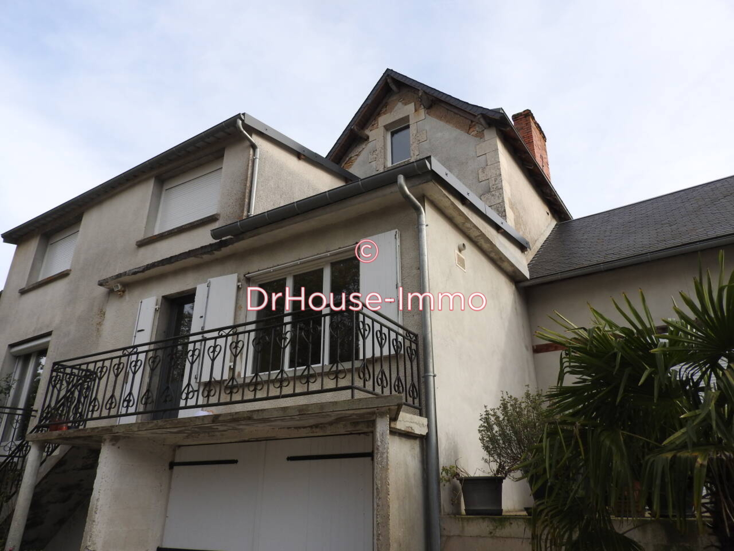 Maison 10 pièces de 173 m² - Saint-Martin-l'Ars (86350)