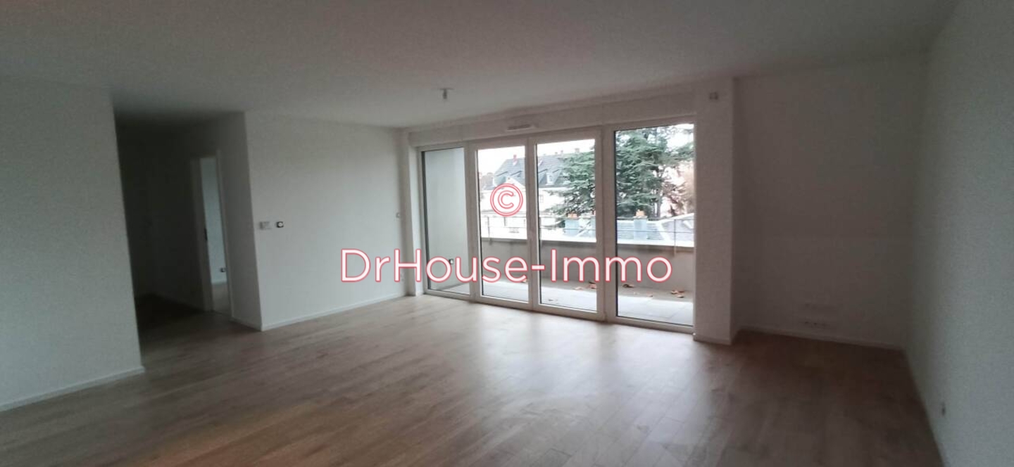 Appartement 3 pièces de 65 m² - Mulhouse (68100)