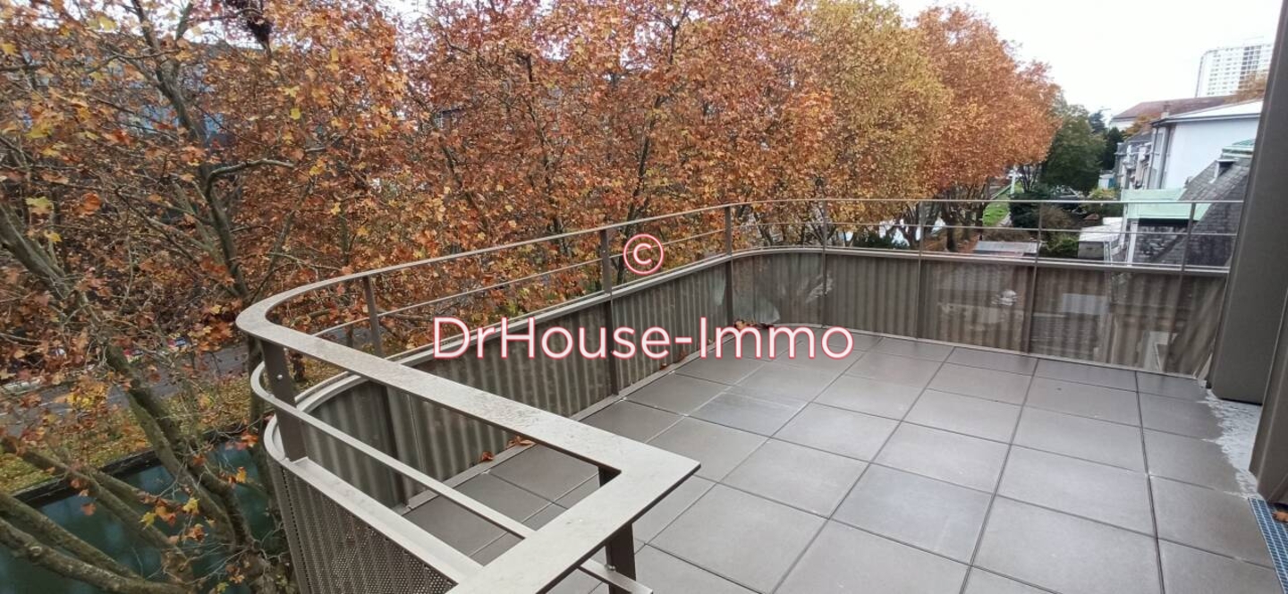 Appartement 4 pièces de 97 m² - Mulhouse (68100)