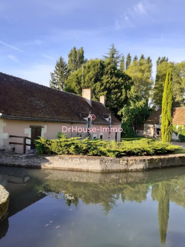 Maison 10 pièces de 207 m² - Villegouin (36500)