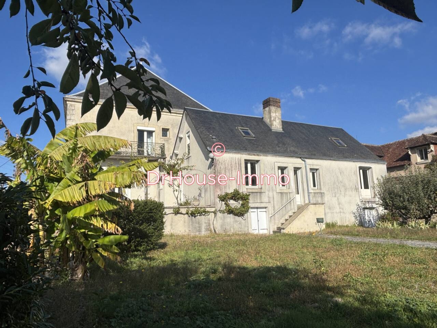Maison 8 pièces de 200 m² - La Ferté-Bernard (72400)