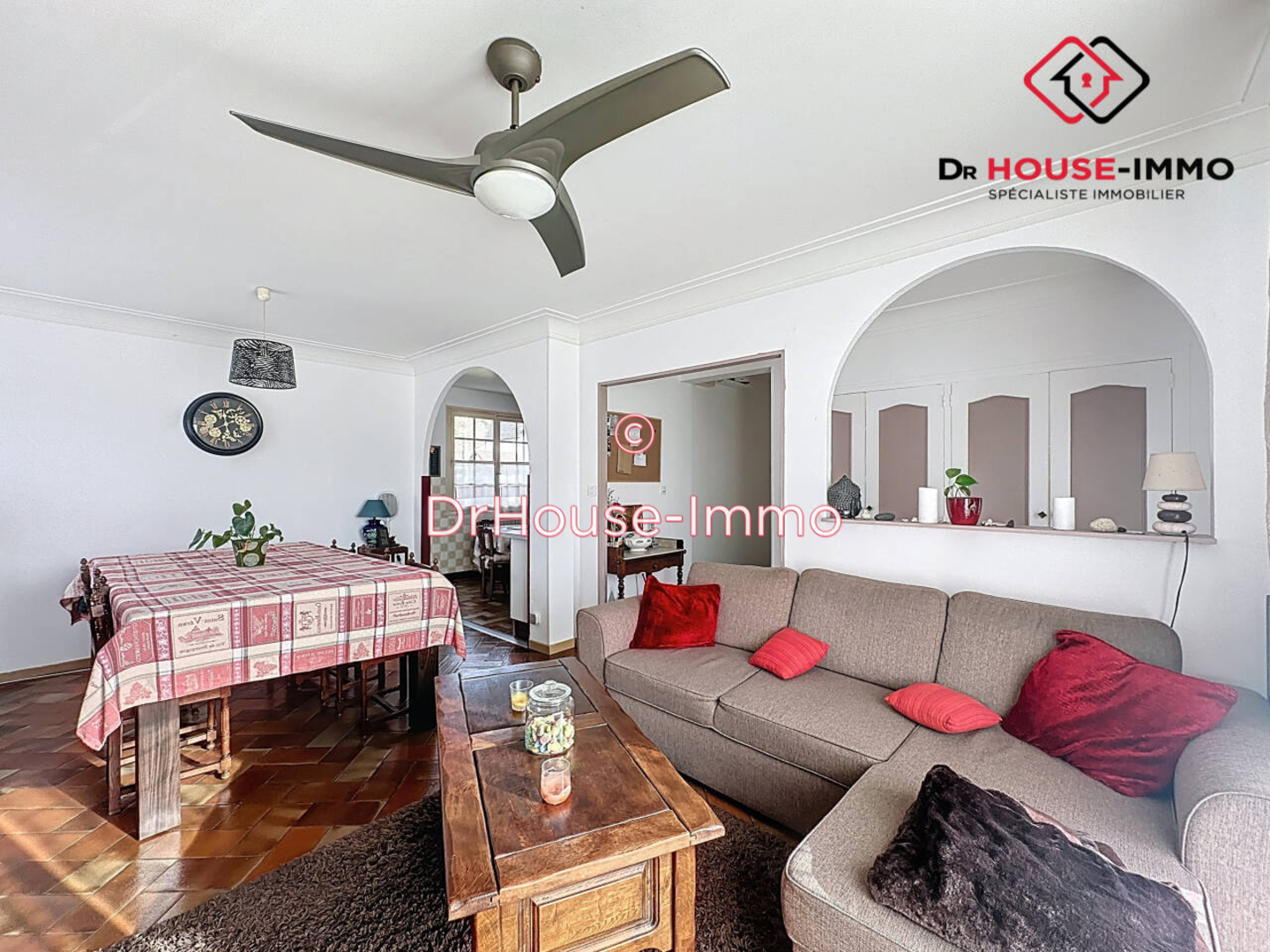 Maison 7 pièces de 160 m² - Périgueux (24000)