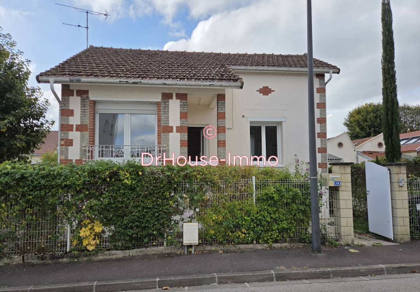 Maison 5 pièces de 100 m² - Sainte-Savine (10300)