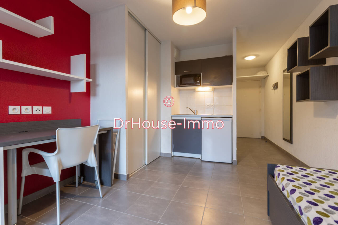 Appartement 1 pièce de 19 m² - Aix-en-Provence (13090)