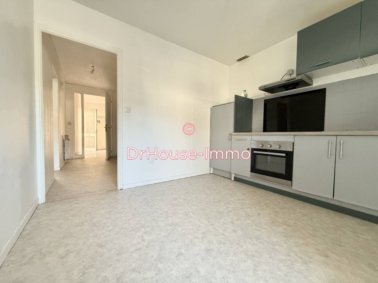 Maison 4 pièces de 110 m² - Saint-Estève (66240)