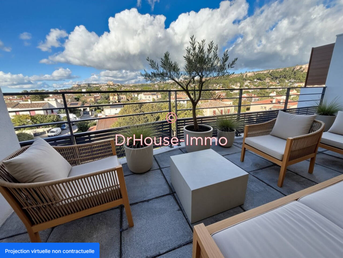 Appartement 2 pièces de 43 m² - Vitrolles (13127)