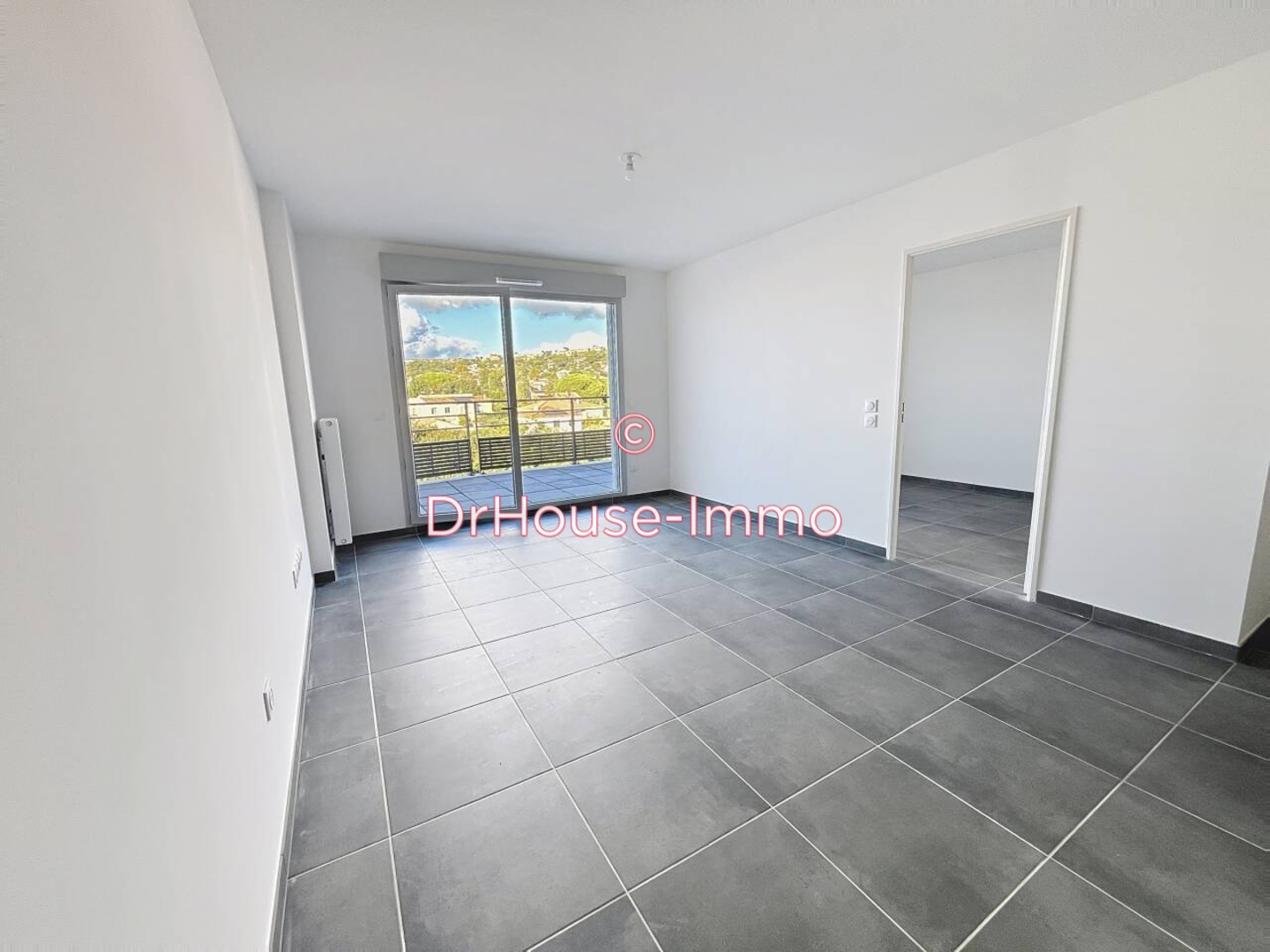 Appartement 2 pièces de 43 m² - Vitrolles (13127)