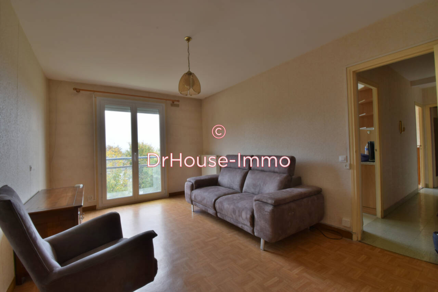 Appartement 2 pièces de 49 m² - Caen (14000)