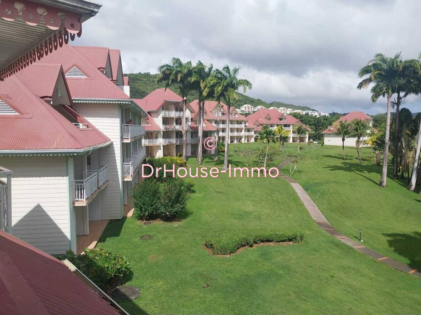 Appartement 3 pièces de 53 m² - Sainte-Luce (97228)