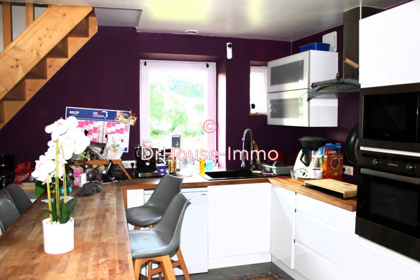 Maison 5 pièces de 176 m² - Hurigny (71870)