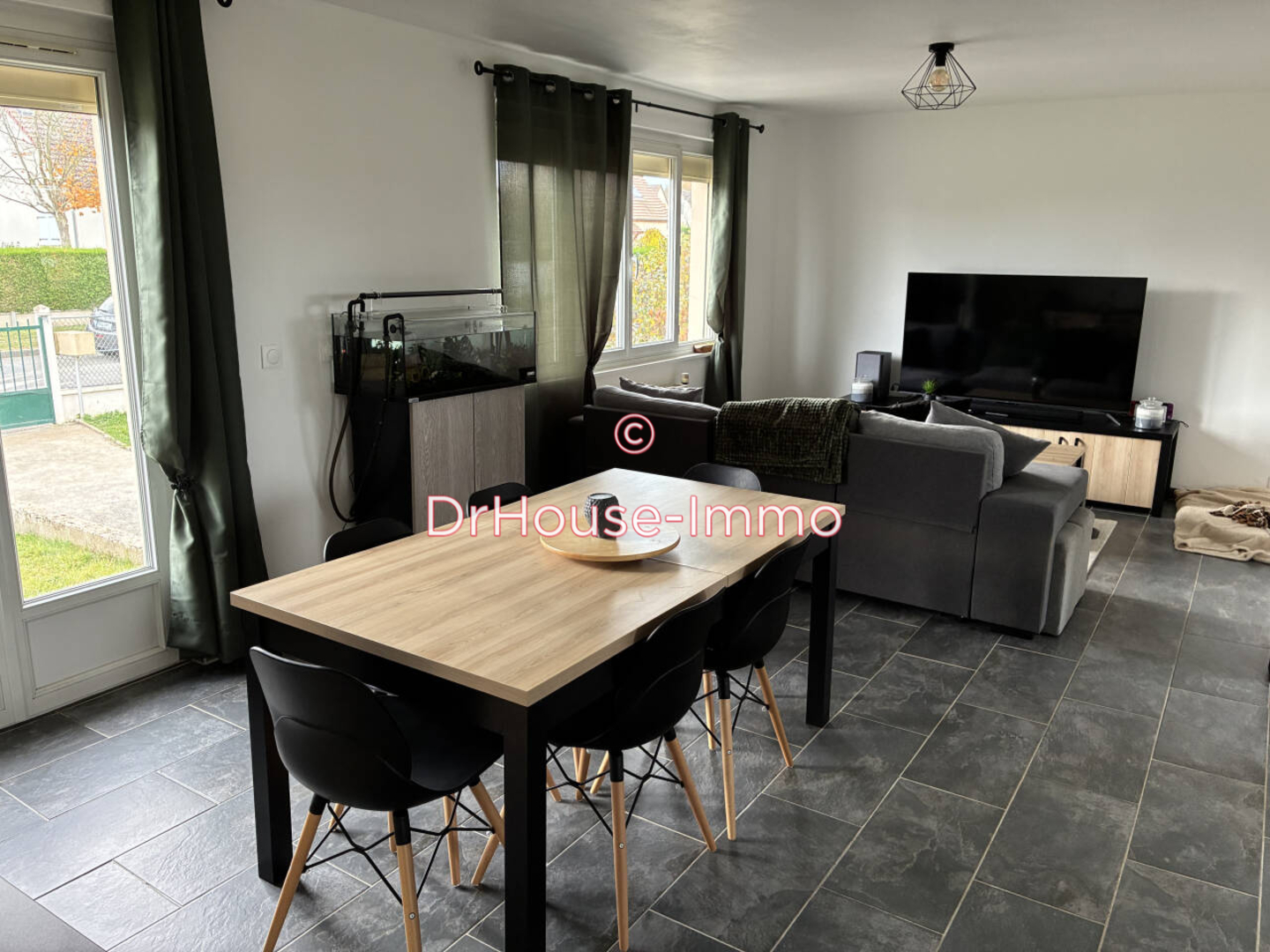 Maison 3 pièces de 63 m² - Fontaine-la-Guyon (28190)