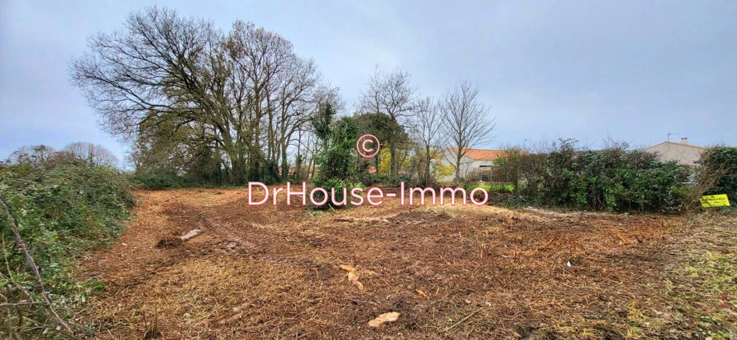 Terrain de 1 420 m² - Jard-sur-Mer (85520)