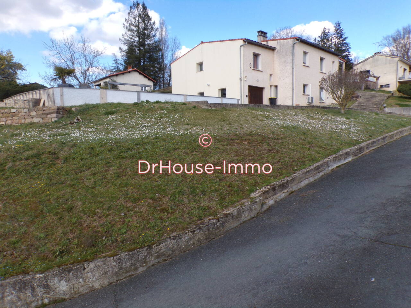 Maison 6 pièces de 102 m² - Carmaux (81400)