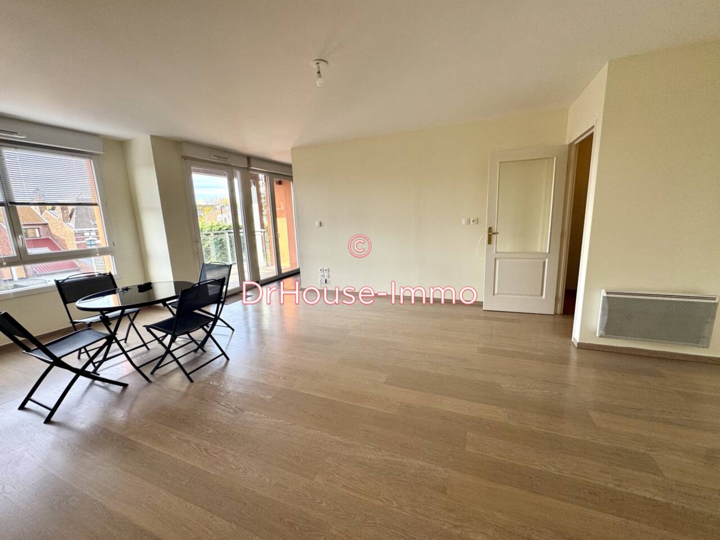 Appartement 3 pièces de 81 m² - Valenciennes (59300)