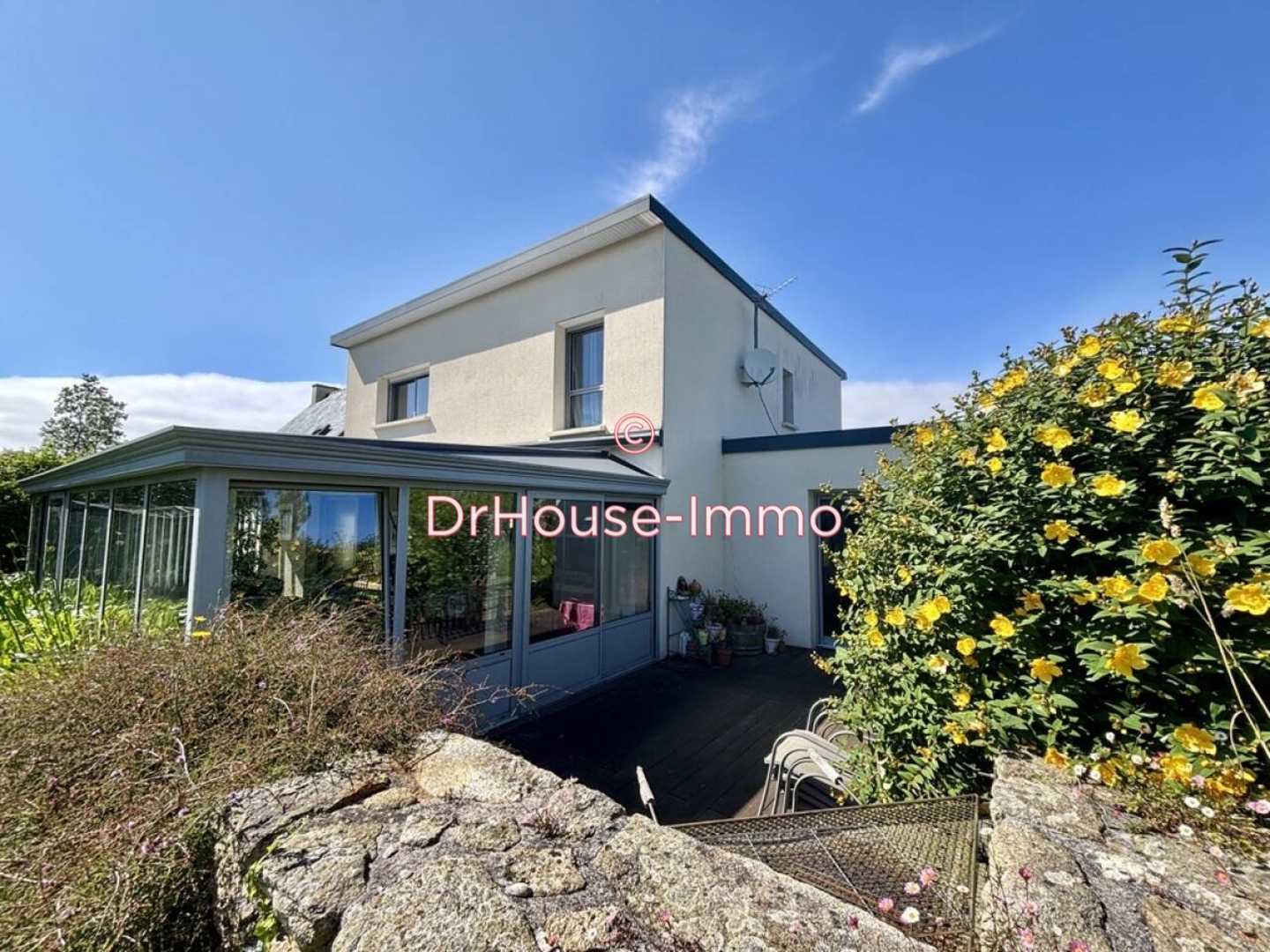 Maison 6 pièces de 145 m² - Guissény (29880)