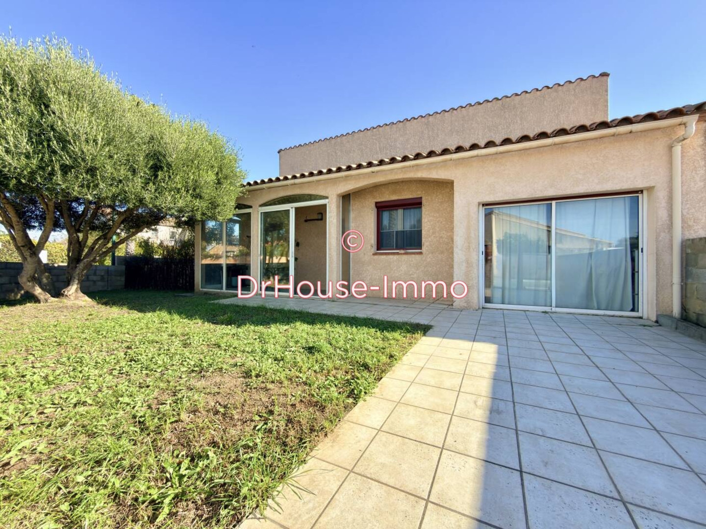 Maison 5 pièces de 115 m² - Saint-Estève (66240)