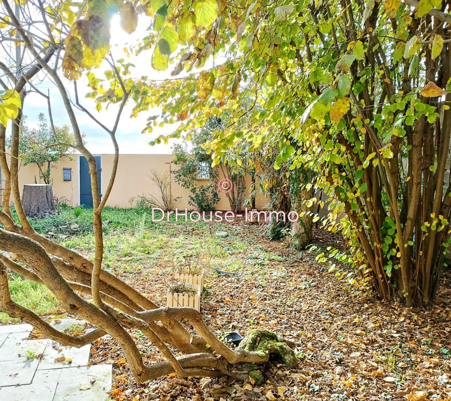 Terrain de 1 700 m² - Buchères (10800)