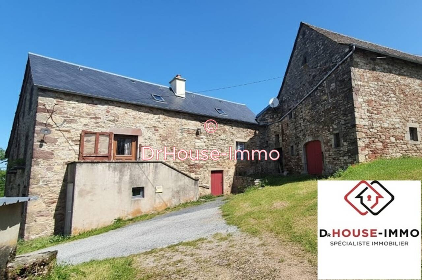 Maison 6 pièces de 103 m² - Sainte-Radegonde (12850)