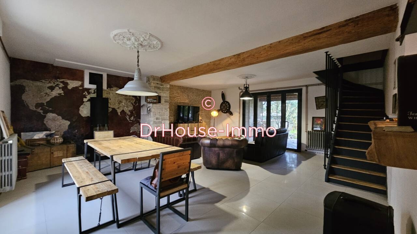 Maison 7 pièces de 142 m² - Arçais (79210)