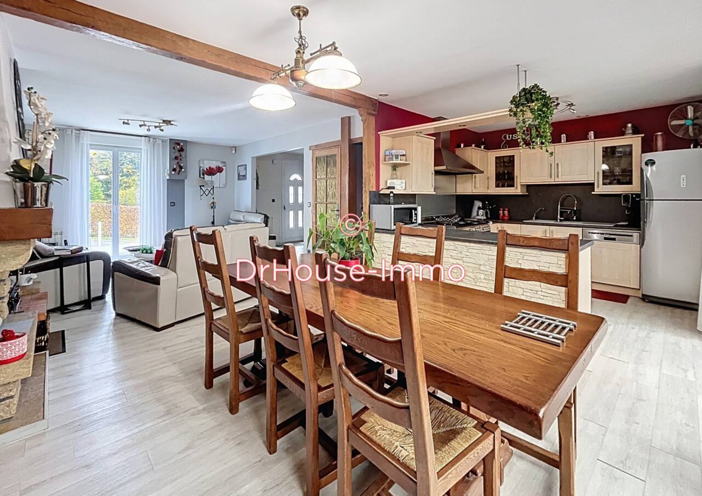 Maison 5 pièces de 115 m² - Poix-de-Picardie (80290)