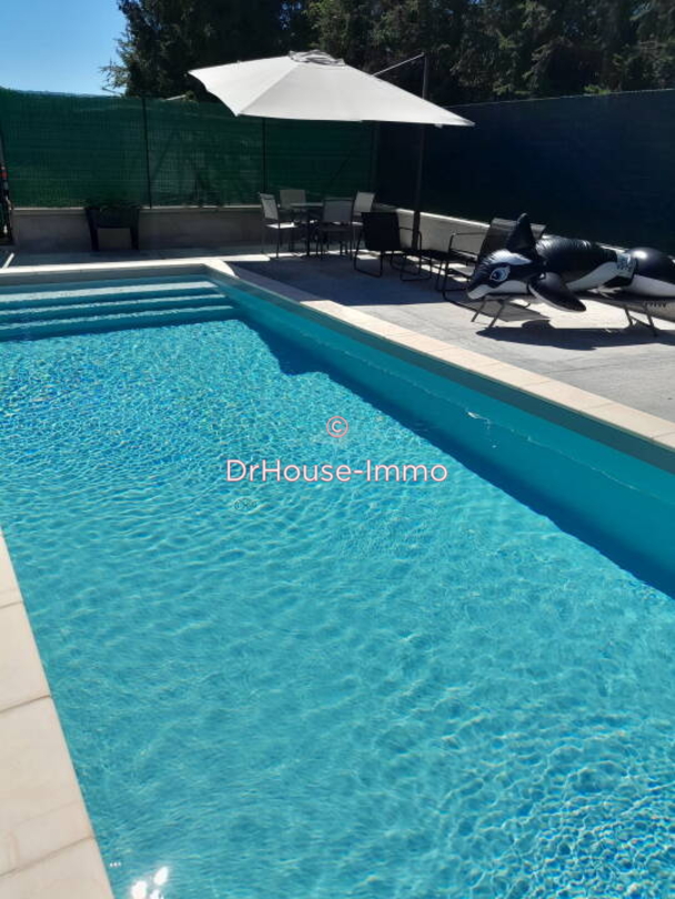 Maison 8 pièces de 234 m² - Saint-Germain-Laprade (43700)