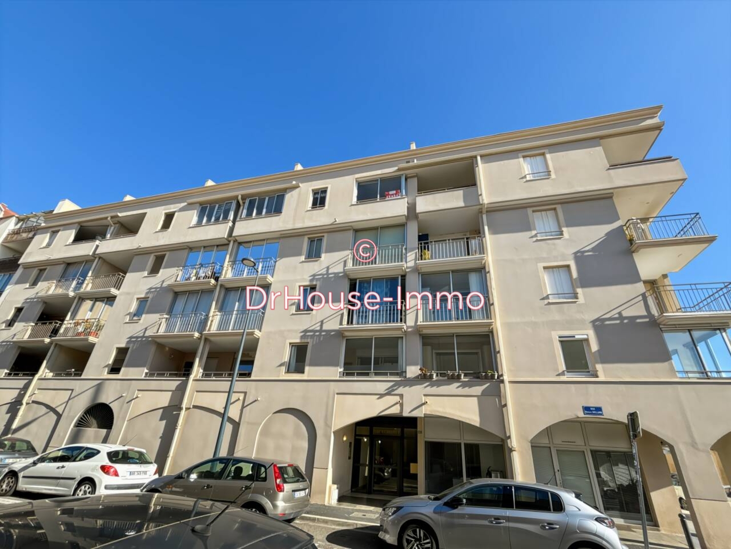 Appartement 2 pièces de 37 m² - Sète (34200)