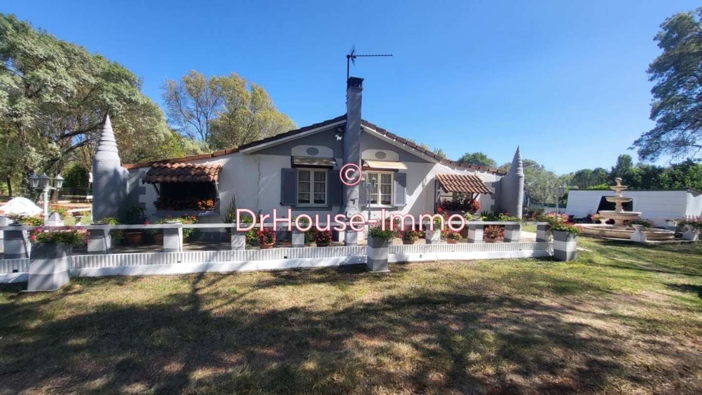 Maison 2 pièces de 45 m² - Le Luc (83340)