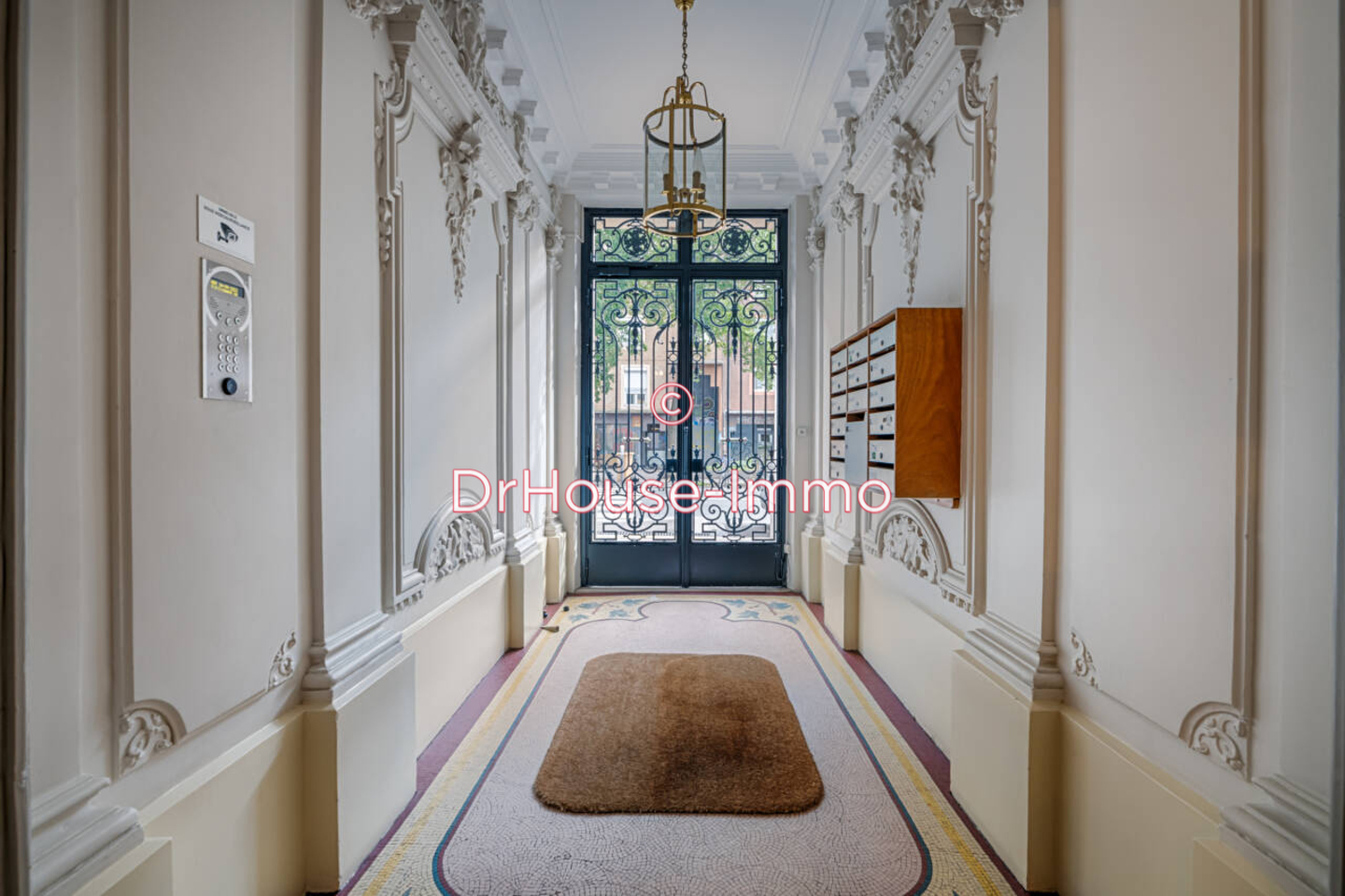 Appartement 4 pièces de 98 m² - Montreuil (93100)