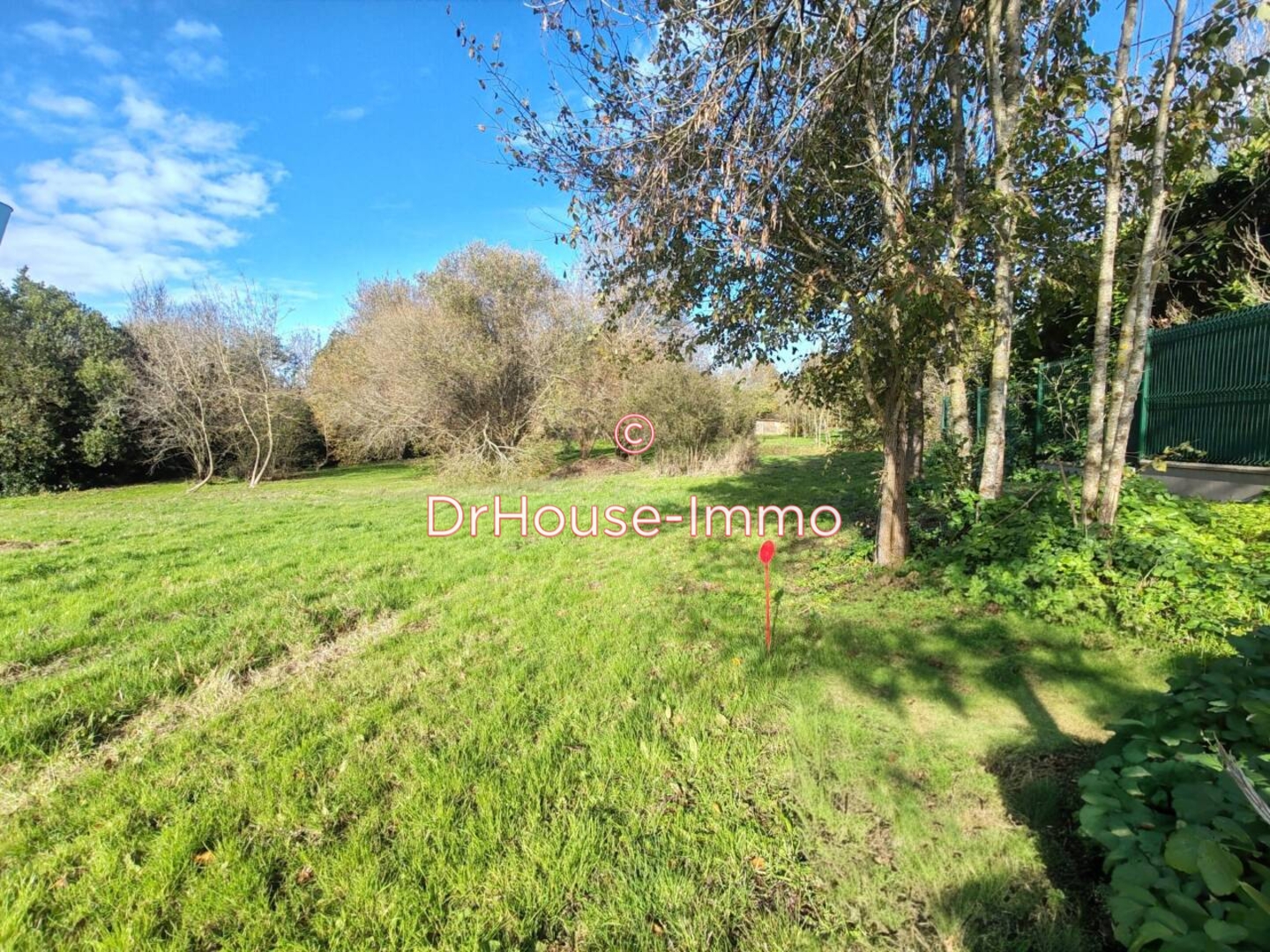 Terrain de 605 m² - Saint-Cyr-en-Talmondais (85540)