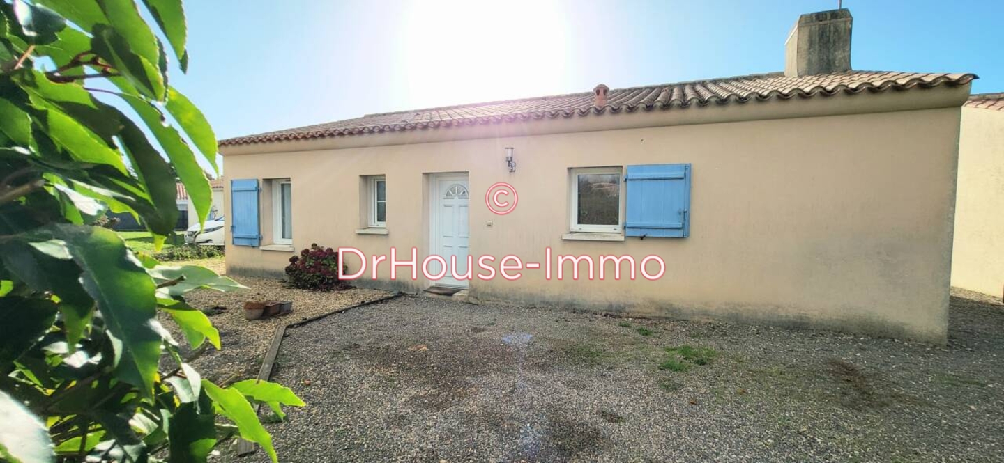 Maison 4 pièces de 91 m² - Saint-Mathurin (85150)