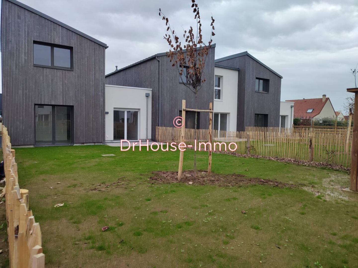 Maison 4 pièces de 107 m² - Mondeville (14120)