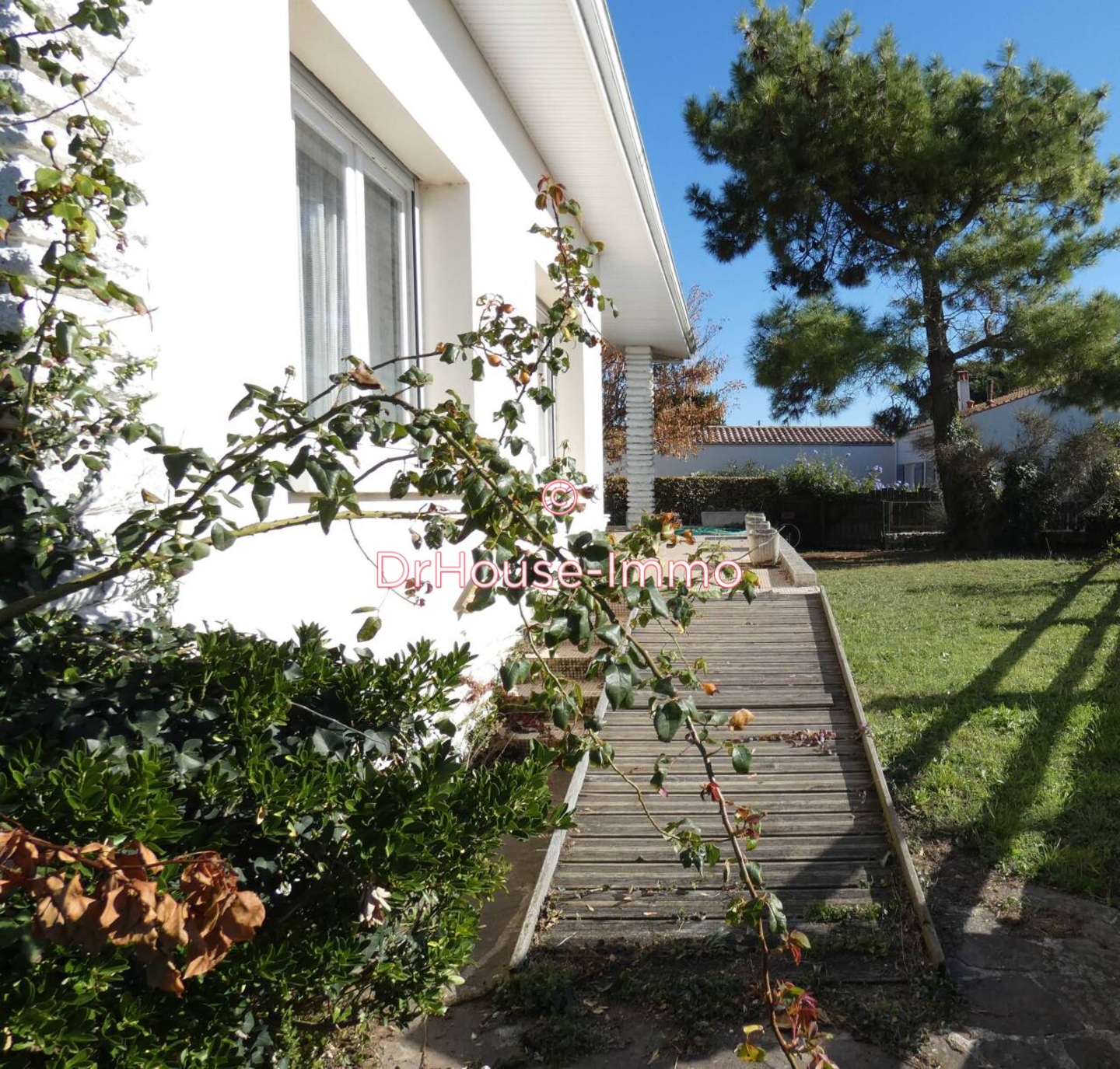 Maison 6 pièces de 130 m² - la cotinière (17310)