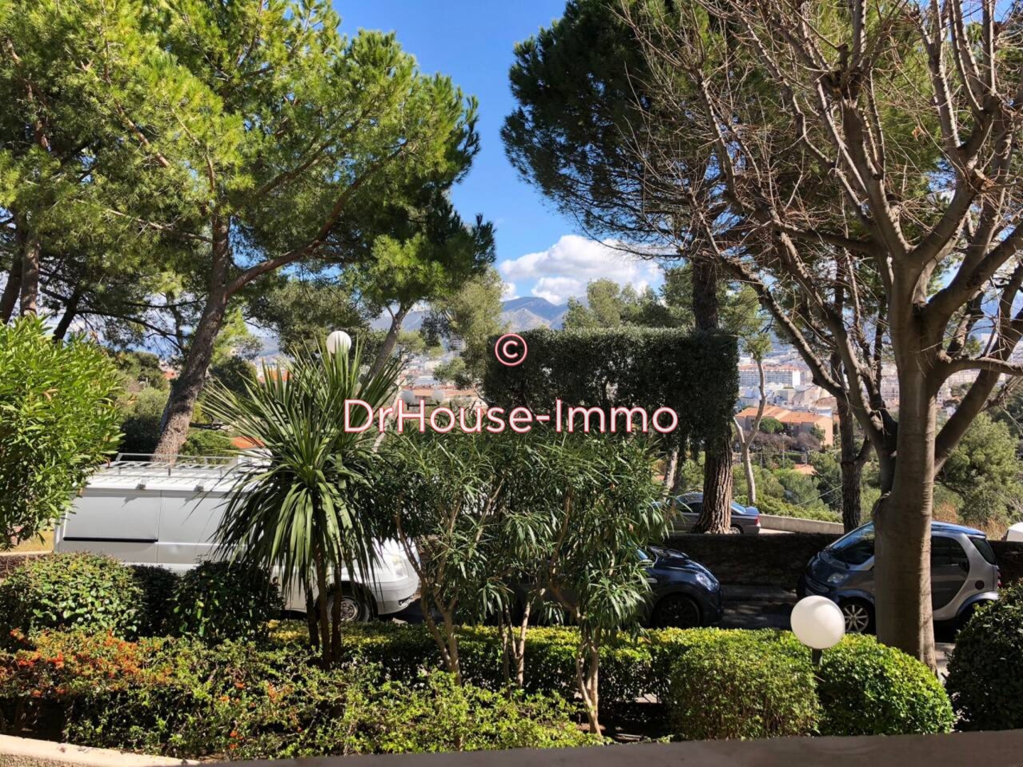 Appartement 1 pièce de 15 m² - Marseille (13008)