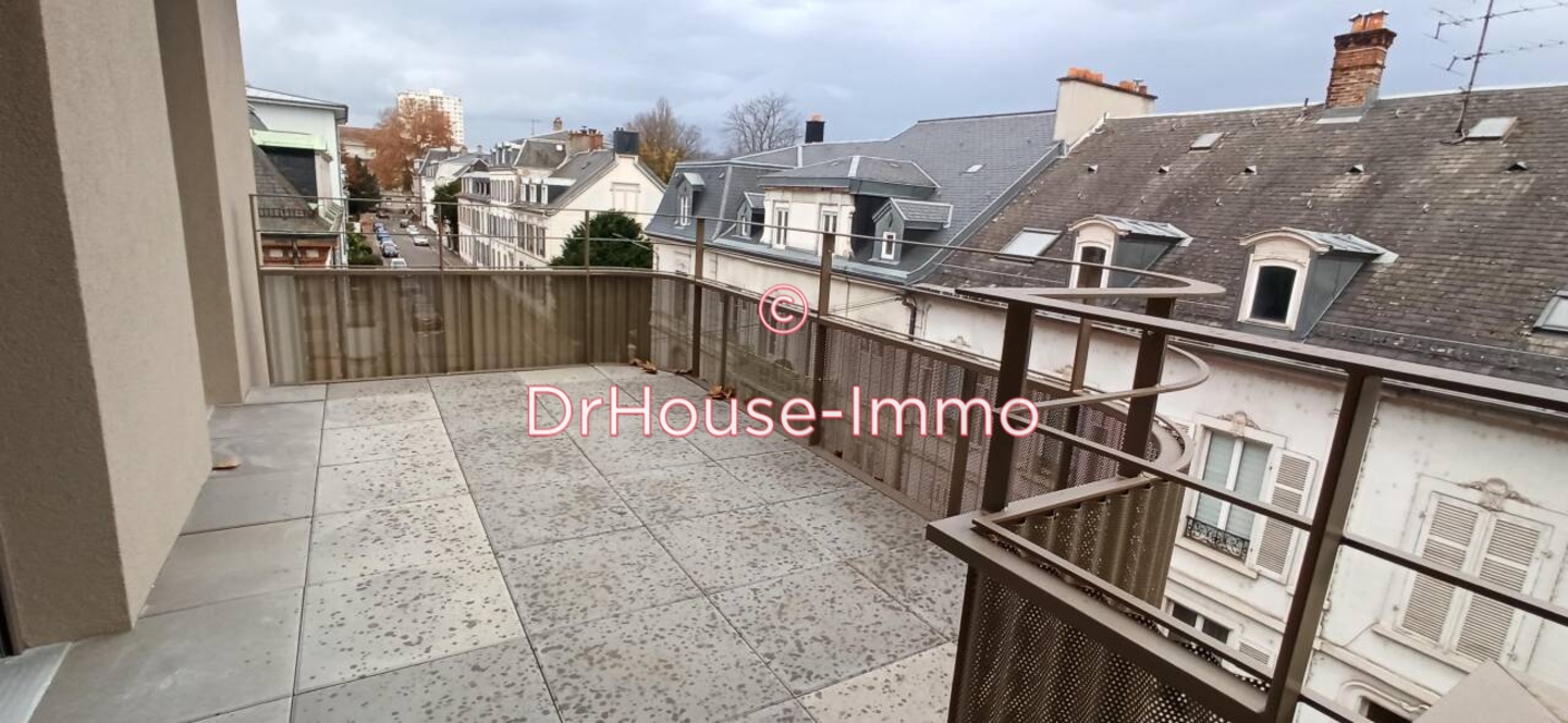 Appartement 3 pièces de 69 m² - Mulhouse (68100)