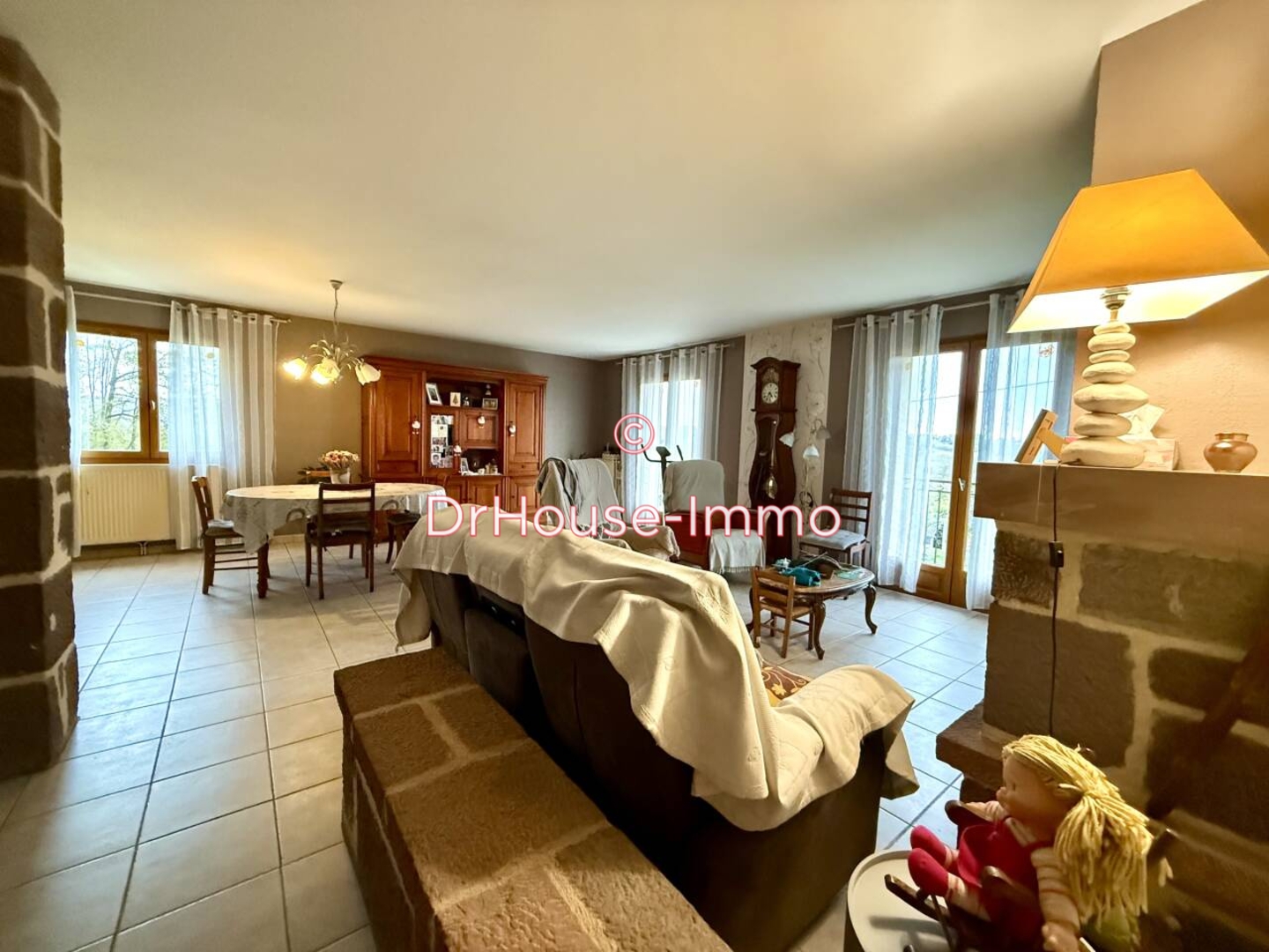 Maison 5 pièces de 130 m² - Dampniat (19360)