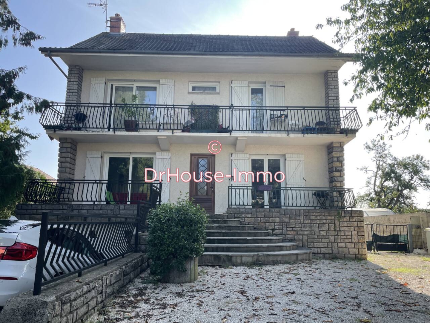Maison 9 pièces de 190 m² - Longvic (21600)