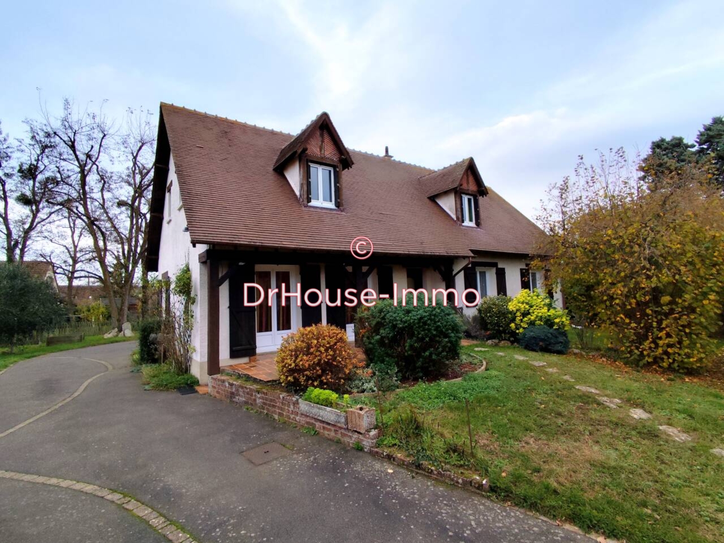 Maison 8 pièces de 163 m² - Vendôme (41100)