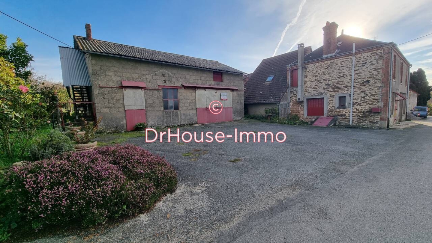 Maison 5 pièces de 135 m² - Lourdoueix-Saint-Pierre (23360)