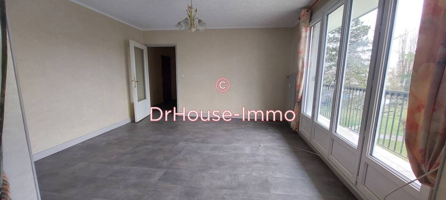 Appartement 2 pièces de 48 m² - Saint-André-les-Vergers (10120)