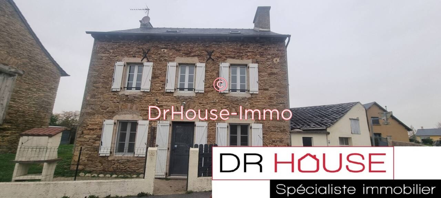 Maison 8 pièces de 152 m² - Comps-la-Grand-Ville (12120)