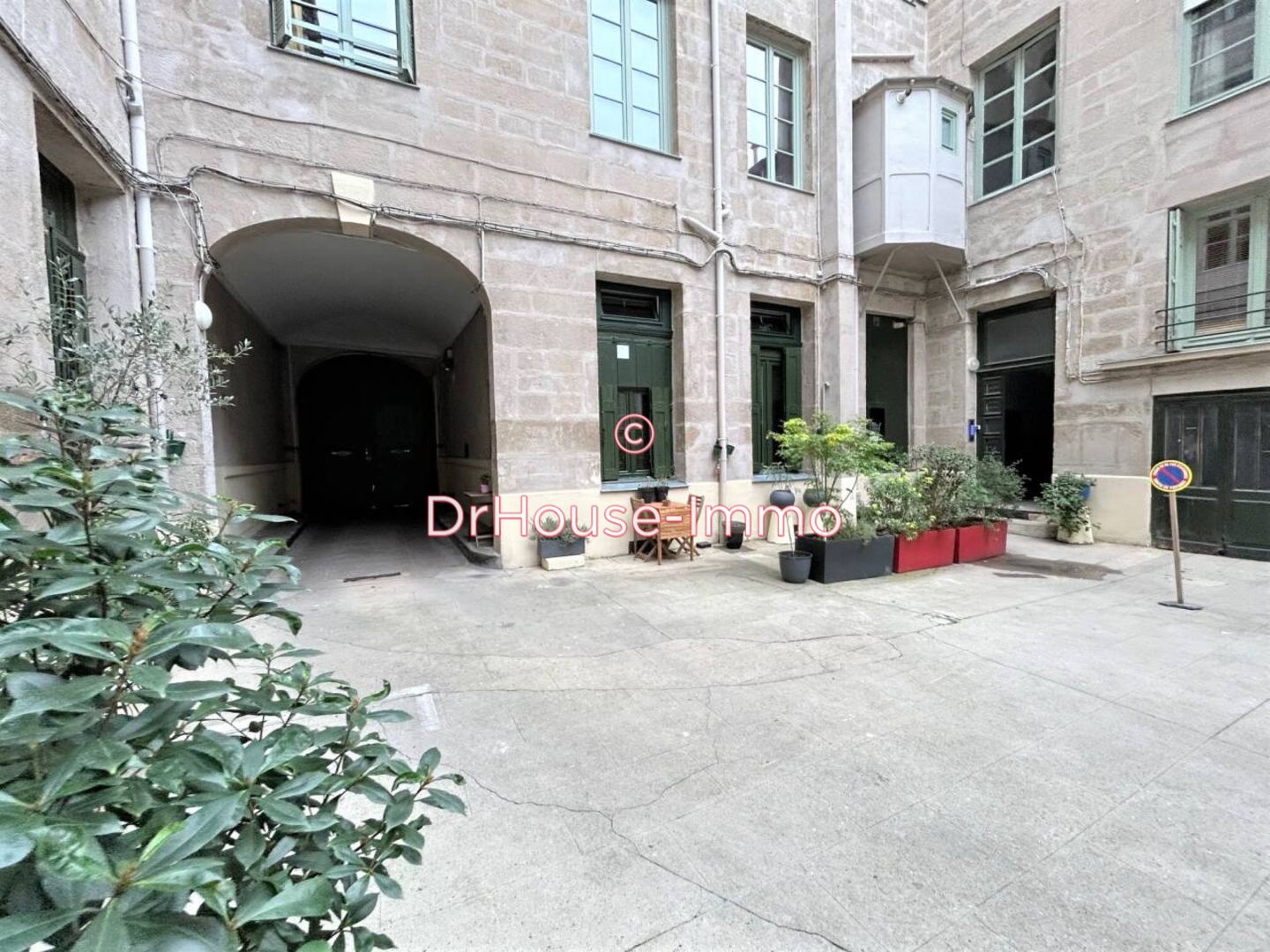 Appartement 2 pièces de 46 m² - Saint-Étienne (42000)