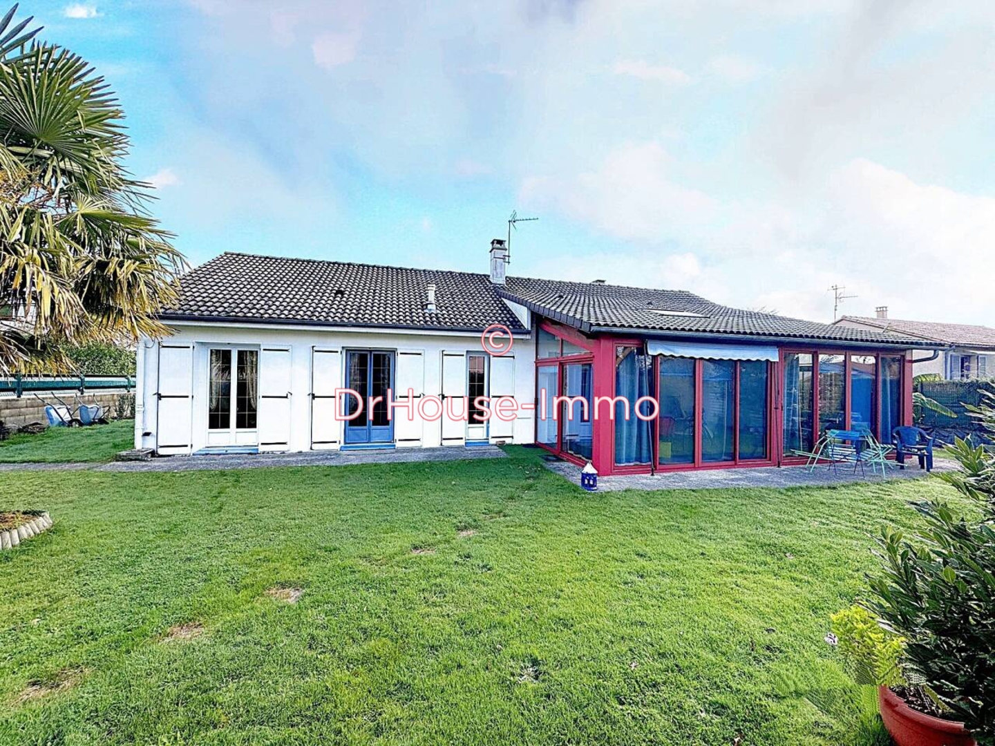 Maison 6 pièces de 156 m² - Montreuil-Bonnin (86470)