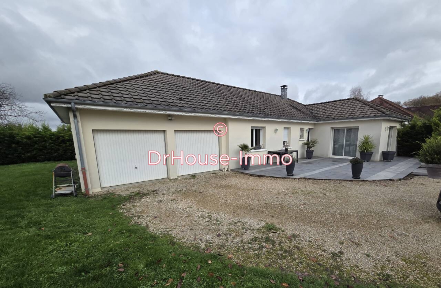Maison 6 pièces de 113 m² - Villemoyenne (10260)